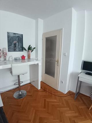 Casa Višnjevac, Osijek - Okolica, 250m2