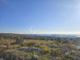 Terreno agricolo Jarebinjak, Rogoznica, 3.825m2