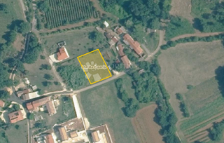 Terreno edificabile con progetto e utenze pagate