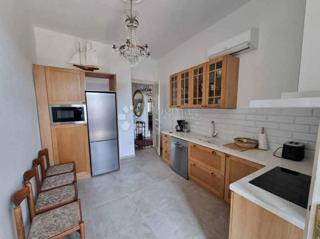 Appartamento elegantemente arredato per affitto a lungo termine nel centro di Pola - 93 m² con terrazza