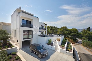 Casa Trogir, 370,09m2