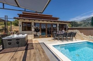 Casa Divojevići, Lećevica, 300m2