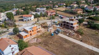 VILLA MODERNA CON PISCINA NELLA LOCALITÀ VICINO A POREČA