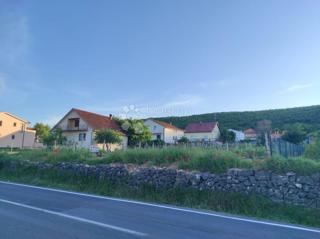 Terreno Brnaze, Sinj, 1.504m2