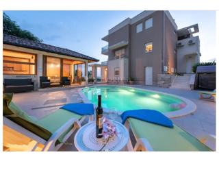 Casa Klis, 422,23m2