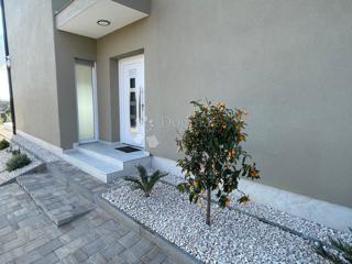 Casa Tribunj, 243,70m2