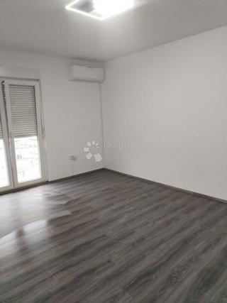 Allogio Jug II, Osijek, 33m2