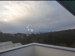 Locale commerciale Gornja Drenova, Rijeka, 113m2