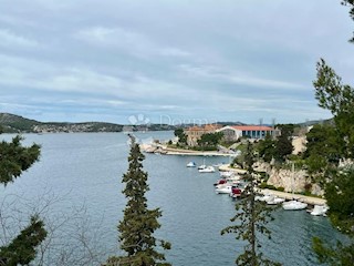 ŠIBENIK - CASE VICINE AL MARE E AL CENTRO CITTÀ