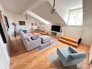 Allogio Opatija - Centar, Opatija, 140m2