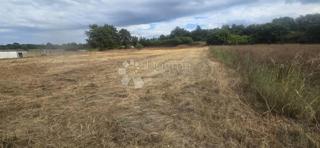 Terreno edificabile Krnica, Marčana, 1.906m2