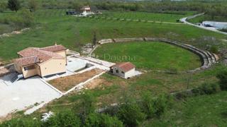 Casa Boškari, Svetvinčenat, 237m2