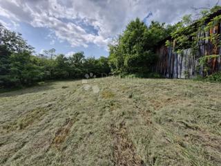 Terreno edificabile Buzet, Podrečak, 1.393m2