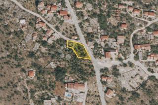 Terreno edificabile Vinišće, Marina, 648m2