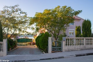 Casa Gornji Karin, Obrovac, 300m2