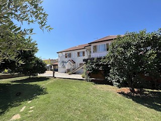 Casa Finida, Umag, 462,46m2