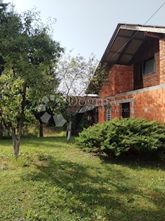 Casa Zvečaj, Duga Resa, 150m2