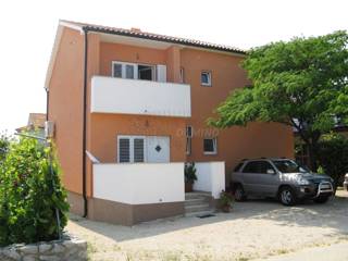 Città di Krk-casa appartamento per investimento!