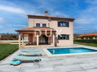 ISTRIA, LABIN - Casa con piscina e bellissimo salone