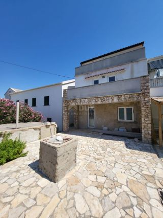 PAG, ZUBOVIĆI - Casa quadrifamiliare vicino a Novalja