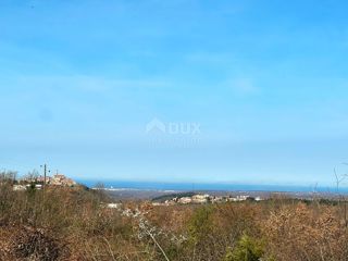 ISTRIA, BUIE - Terreno appartato, ultimo nella zona di costruzione, vista su Buie e sul mare