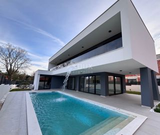 ZADAR, ZATON - Villa moderna con piscina riscaldata in un nuovo edificio