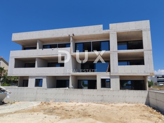 ZADAR, PRIVLAKA - Opportunità esclusiva per una vita lussuosa vicino alla spiaggia in una nuova costruzione moderna! S1