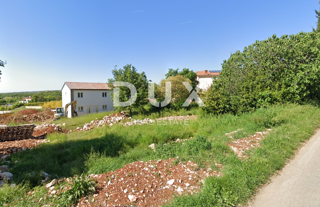 ISTRIA, VIŠNJAN - Terreno edificabile con vista mare