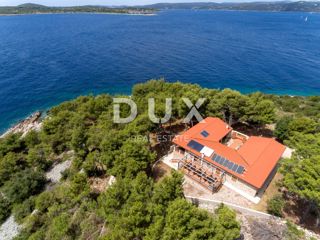 DALMAZIA, TROGIR - Oasi privata sulla spiaggia