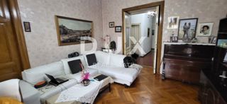 RIJEKA, CENTRO - Appartamento con 3 camere da letto + 1 camera da letto e balcone in pieno centro