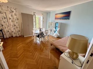 LOVRAN - Bellissimo monolocale con ampia terrazza e vista mare!