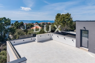 ZADAR, PETRČANE - Lussuoso attico con vista mozzafiato sul mare