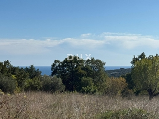 ISTRIA, PERUŠKI - Terreno edificabile con vista mare