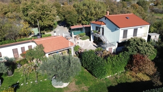 RIJEKA, PULAC - bella casa in posizione appartata