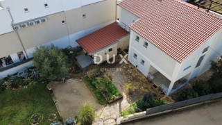 Casa Sukošan, 187m2