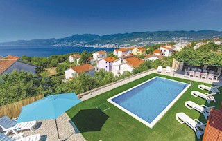 SRDOČI - MARTINKOVAC - casa con piscina e vista panoramica sul mare