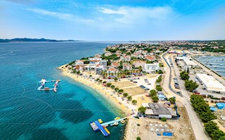 ZADAR, BIBINJE - palazzina vicino alla spiaggia