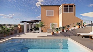 ISTRIA, BARBAN - Casa con piscina