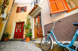 ISOLA DI CRES, CITTÀ DI CRES - Appartamento ristrutturato al piano terra