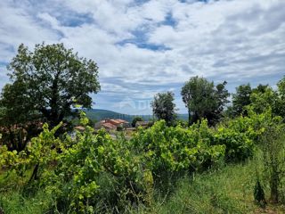 ISTRIA, LABIN - Terreno edificabile con vista panoramica