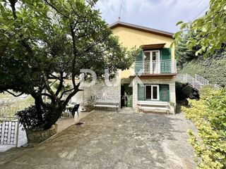 OPATIJA, VEPRINAC - Casa indipendente con due appartamenti e vista mare
