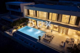 OPATIJA, MOŠĆENIČKA DRAGA - villa di lusso con piscina in una posizione privilegiata con vista panoramica sul mare