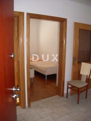 ISOLA DI KRK, MALINSKA - Appartamento 2 camere da letto + soggiorno con vista e parcheggio