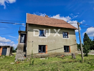 GORSKI KOTAR, KUPJAK - Casa con due unità abitative in fase di ristrutturazione!