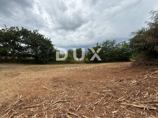 ISTRIA,ALBONA - Terreno edificabile in posizione privilegiata