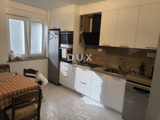 ISTRIA, POLA - Appartamento con balcone 58 m2 Monte Zaro 