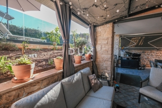 ISTRIA, MEDULIN - Appartamento con due camere da letto con giardino e terrazza a soli 200 metri dal mare