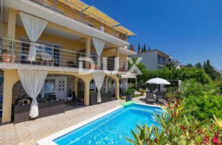 CRIKVENICA, DRAMALJ - Casa con 6 appartamenti, a 200 m dal mare