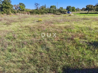 ISTRIA, LOBORIKA - Terreno edificabile in posizione tranquilla!