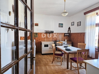 GORSKI KOTAR, VRBOVSKO - Appartamento in centro 78 m2 con parcheggio